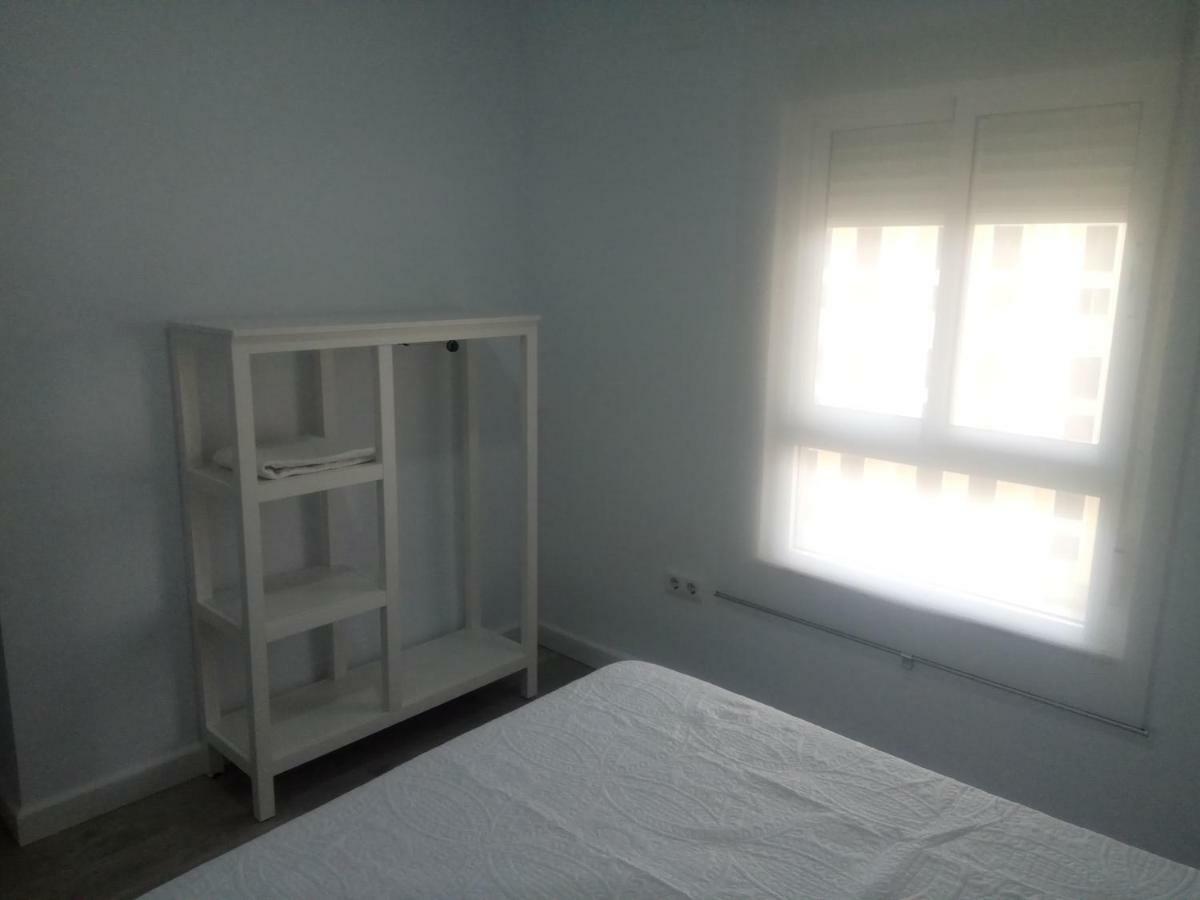 Guesting Ladreda Apartment Cadiz Ngoại thất bức ảnh
