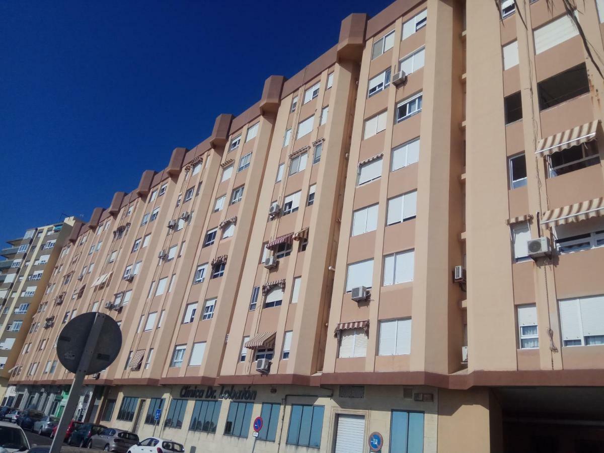 Guesting Ladreda Apartment Cadiz Ngoại thất bức ảnh
